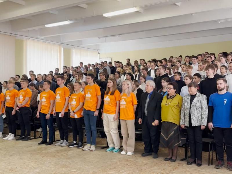 «Наше дело – защищать Родину» - военно-патриотическая акция прошла во 2-ой школе Вязьмы!